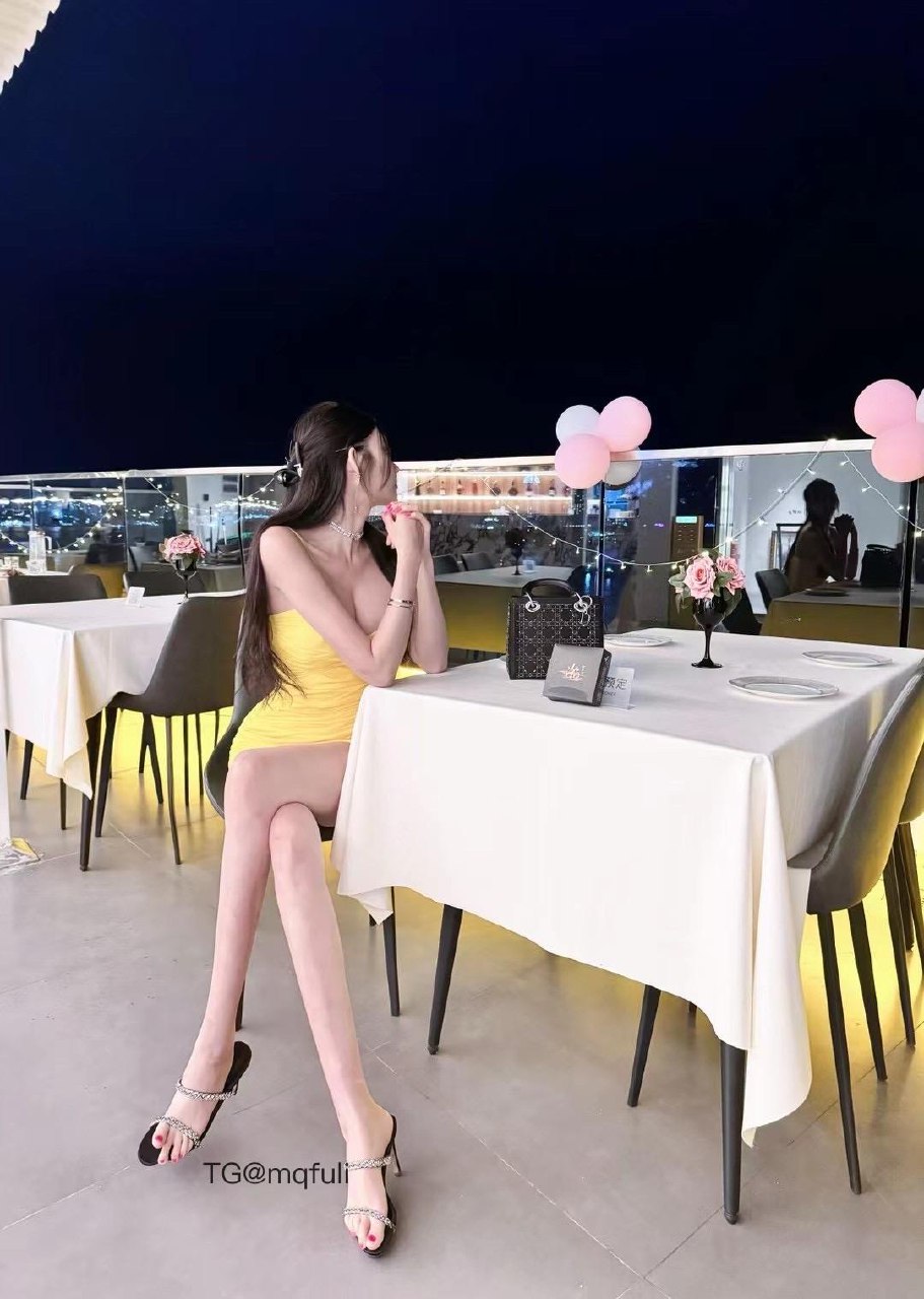 媛姐是个大长腿 2025-08-06 21:56:19 喜欢就解锁空间哦