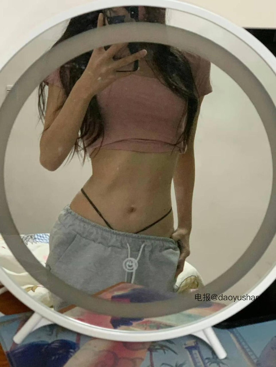 56岁后妈 2025-08-11 18:04:01 岁月不声不响却让人慌慌张张