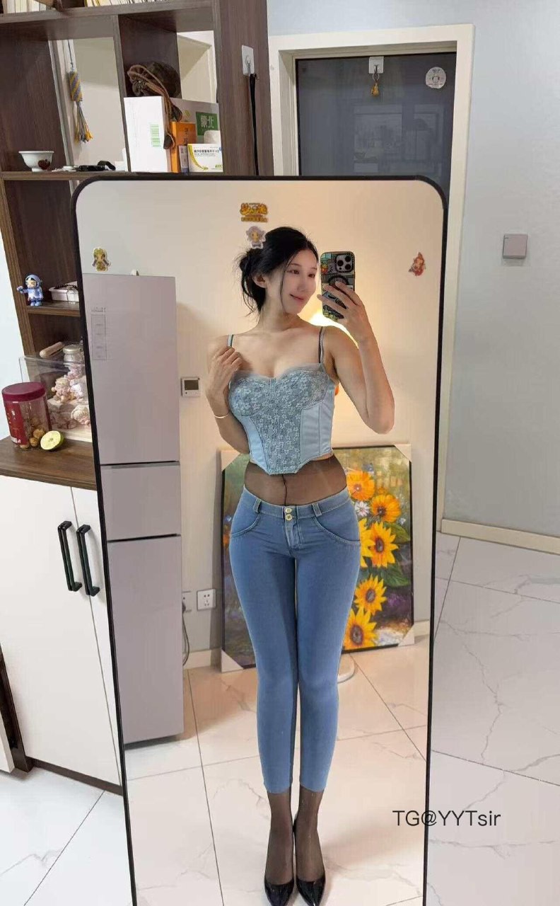 苏北北 2025-08-16 23:03:18 三选一