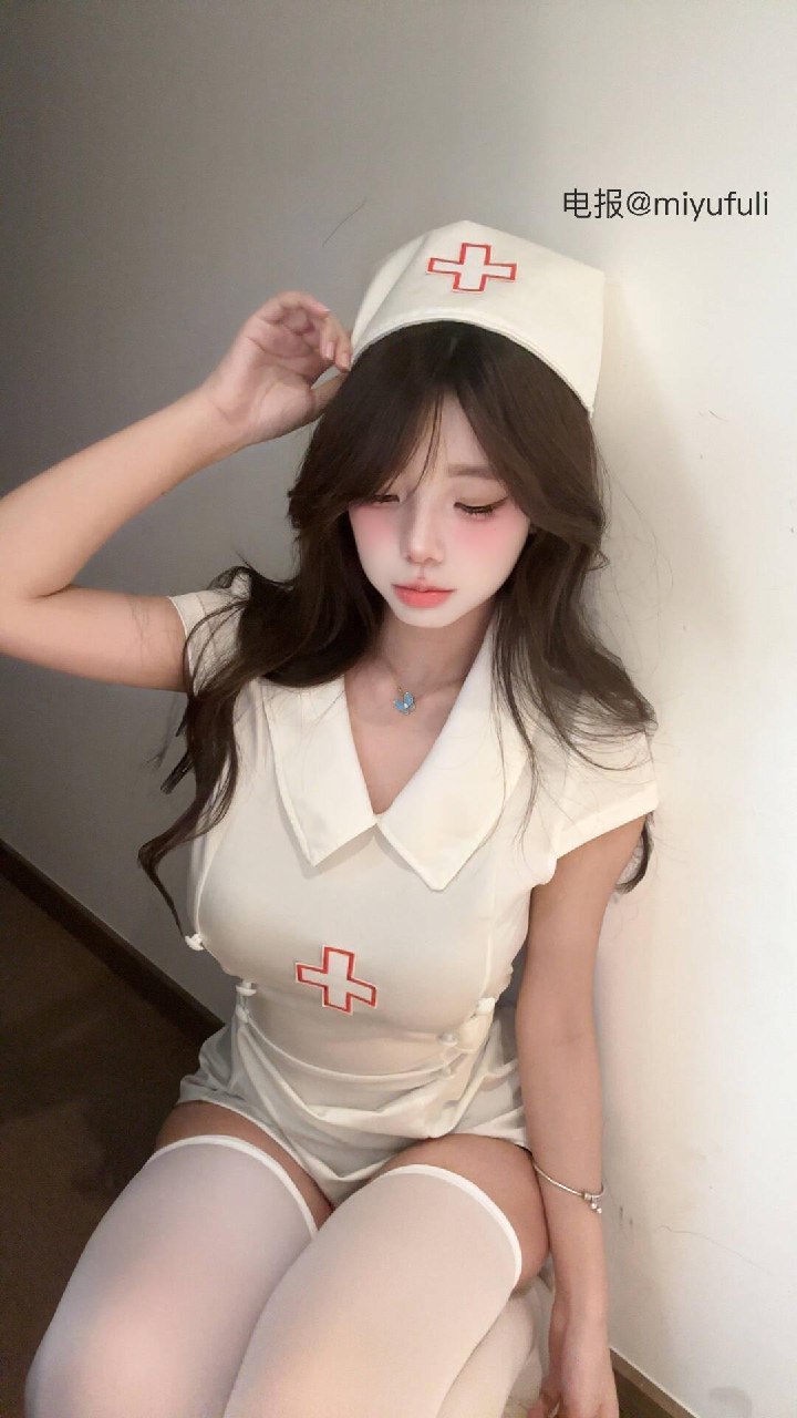 呆呆 2025-08-09 11:04:38 护士装即是如此