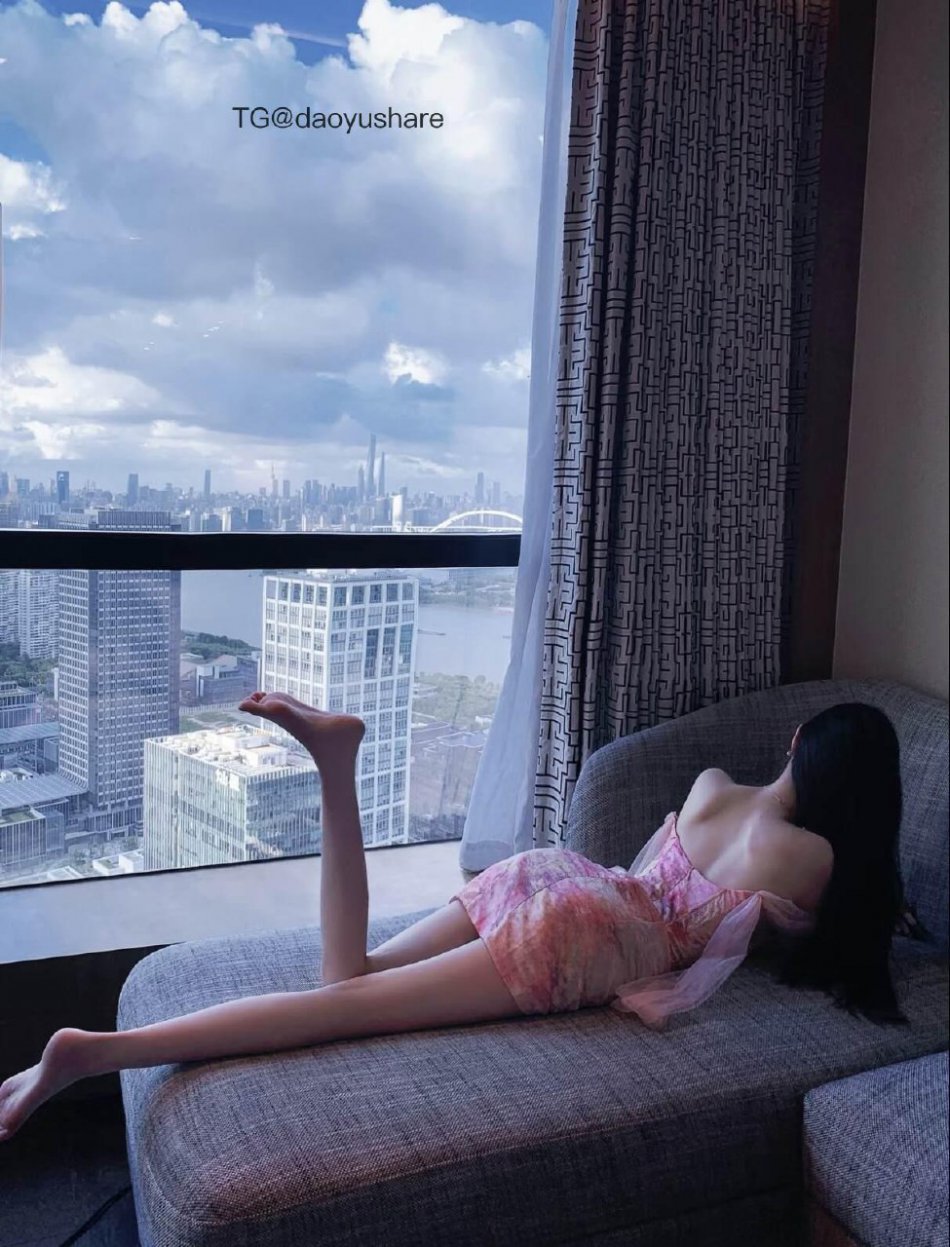 糖果不熬夜 2025-08-21 00:02:02 感觉至上