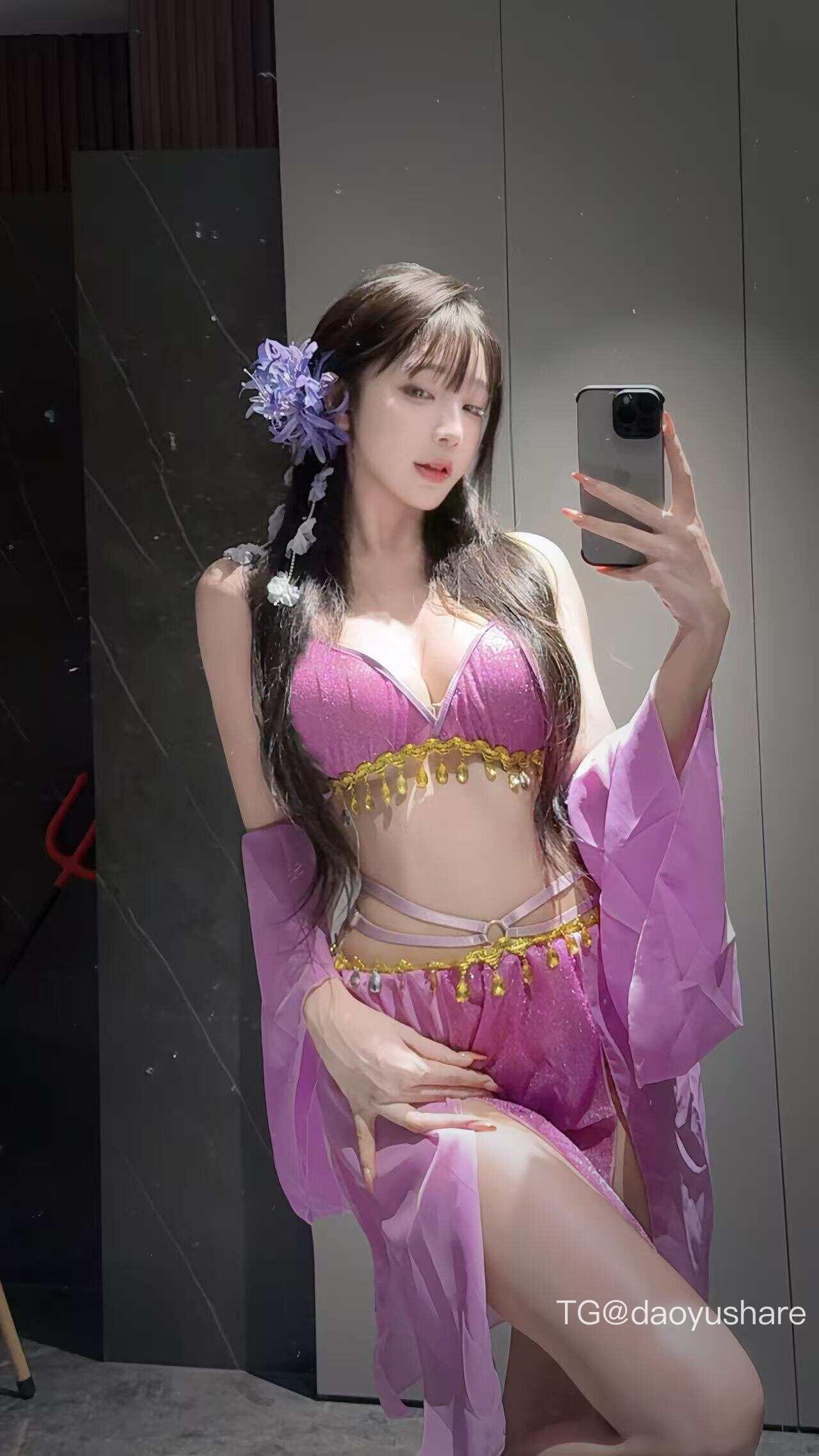 嘉欣 2025-08-06 10:54:22 紫色的韵味