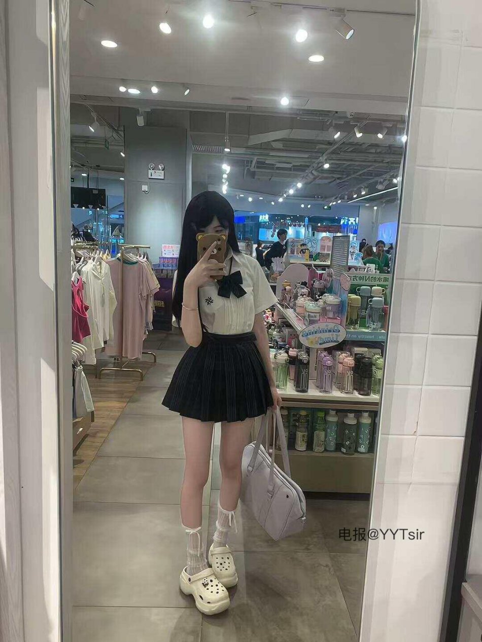 良野 2025-08-18 11:47:25 我步步回头,见你步步栽跟头