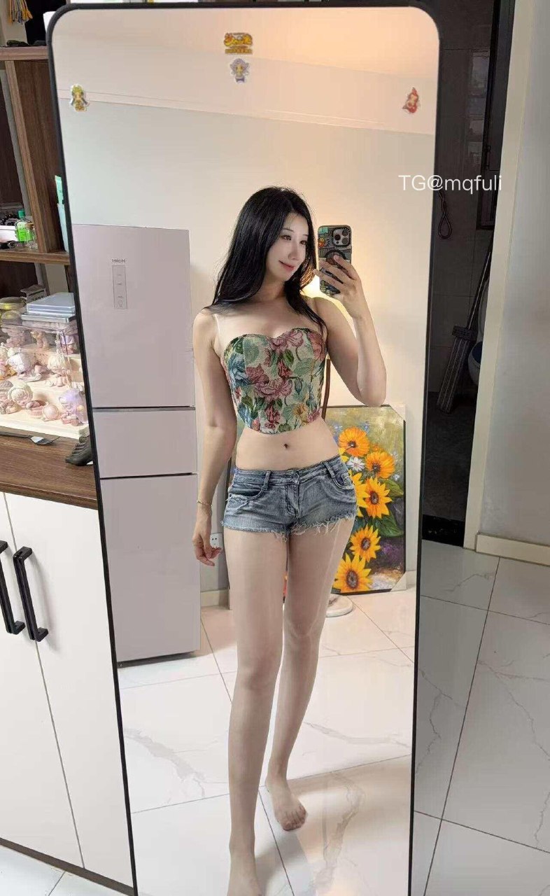 苏北北 2025-08-09 01:22:46 我现在很想你，等一会儿可能会更想