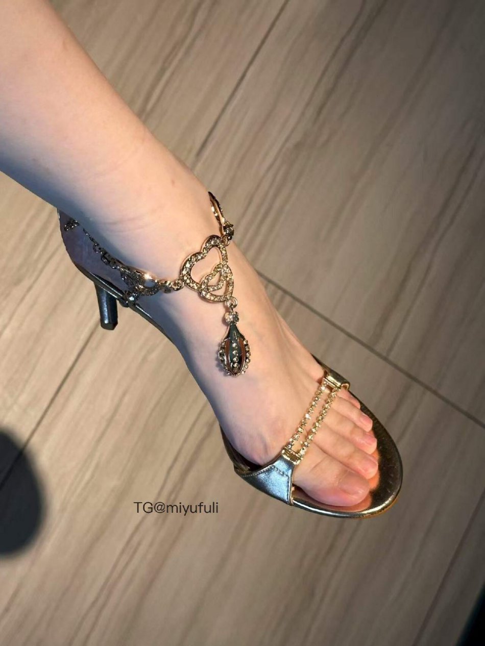 兔头同学tutu 2025-08-18 10:17:16 刚新鲜出炉的原皮原jio