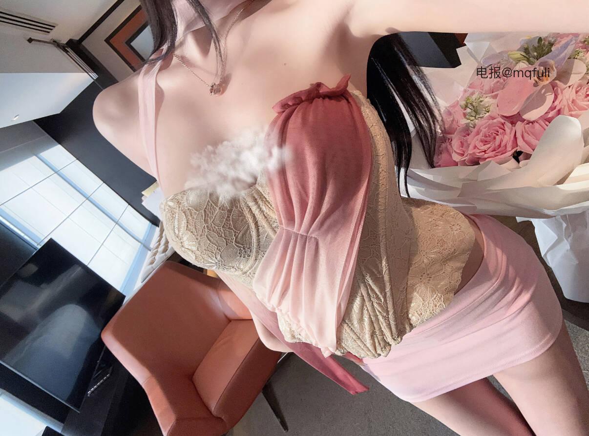 小奈酱 2025-08-13 22:26:41 臭弟弟，你拿什么抵抗我