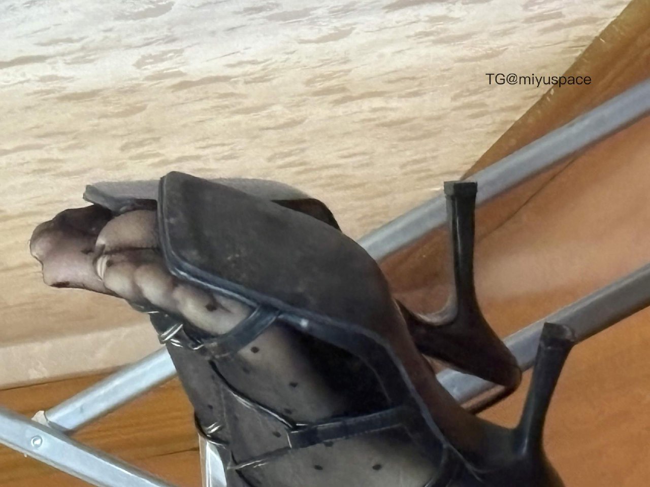 麦香鱼 2025-08-08 14:18:29 网袜穿着属实不如黑丝穿着舒服