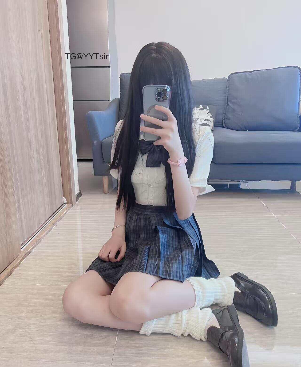 良野 2025-08-03 11:02:02 你看看你那张摩擦系数极大的脸