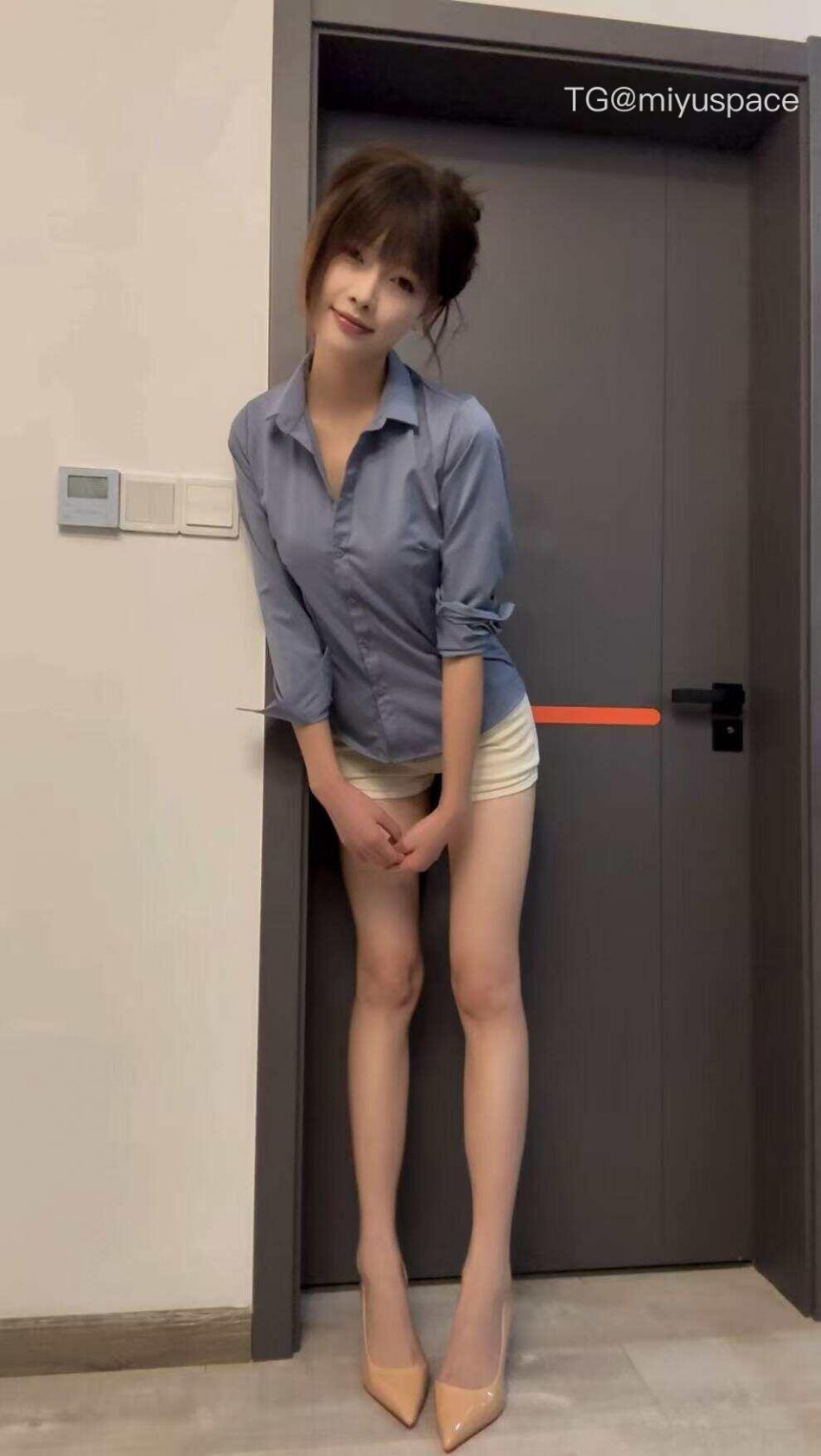 钟无艳 2025-08-23 17:54:54 宝宝吃饭了嘛😘